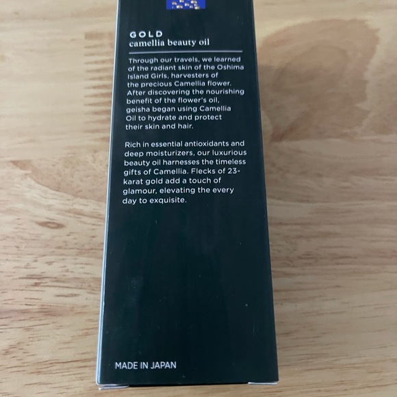 Tatcha Camellia Gold Beauty Oil - Picture 2 of 2